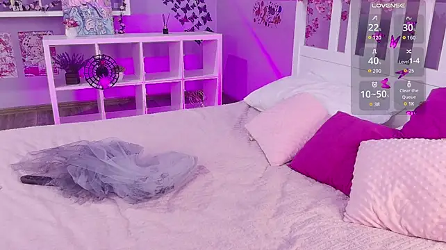 PinkiePae Show in webcam