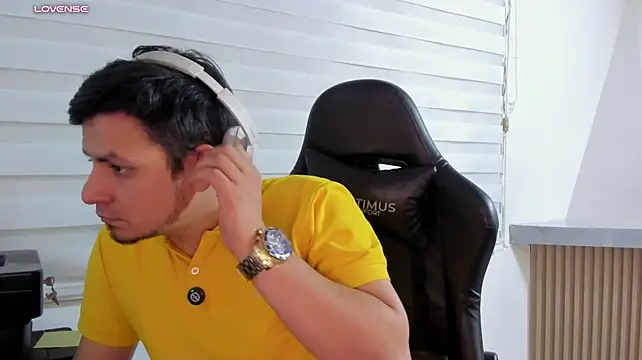 Rick_Adams 现场XXX聊天