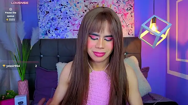 emma_cut3_のライブXXXチャット