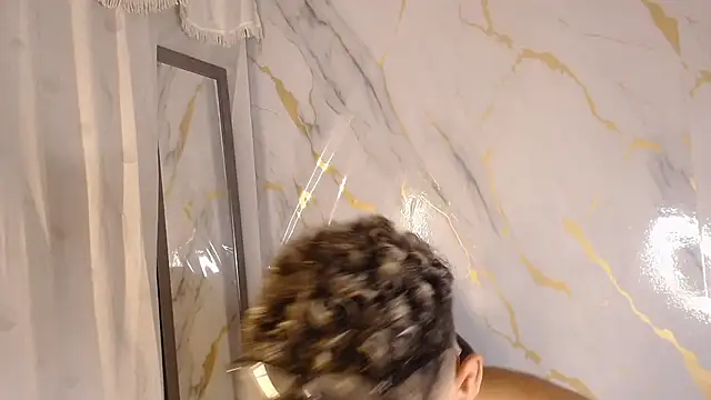 NaimVoss Live XXX-chat
