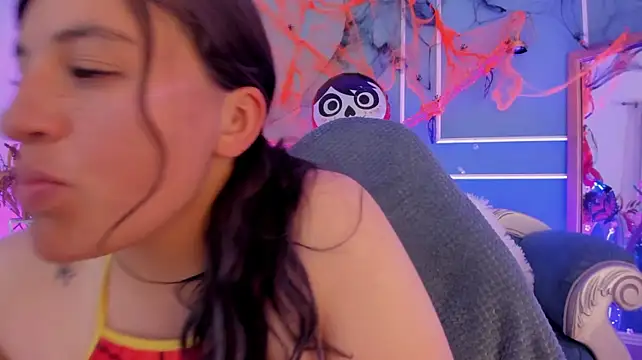 TaraTaylorr's Live XXX Chat