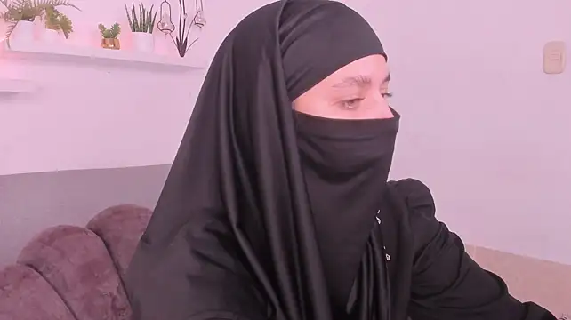 salma_arabicc Adlı Modelin Canlı XXX Sohbeti