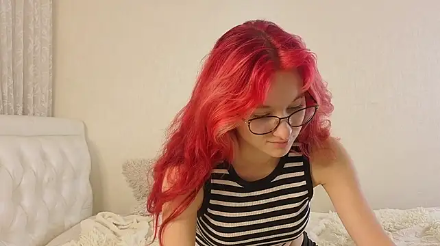 InternetGirlfriend Adlı Modelin Canlı XXX Sohbeti