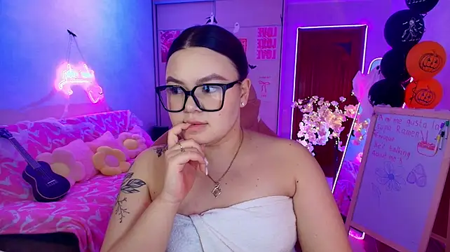 Chat XXX en directo de lilialil06