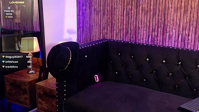 Chat +18 de Apolo_Warrior ao vivo