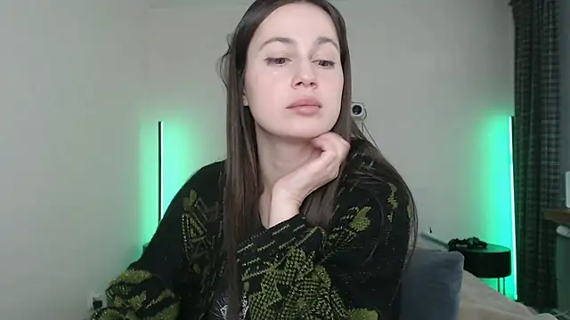 lustxSALLY Adlı Modelin Canlı XXX Sohbeti