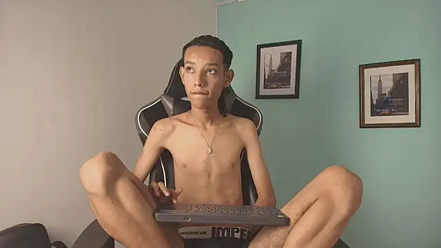 Онлайн чат XXX Drake_cum23