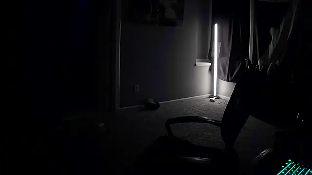 Michigan9000のライブXXXチャット