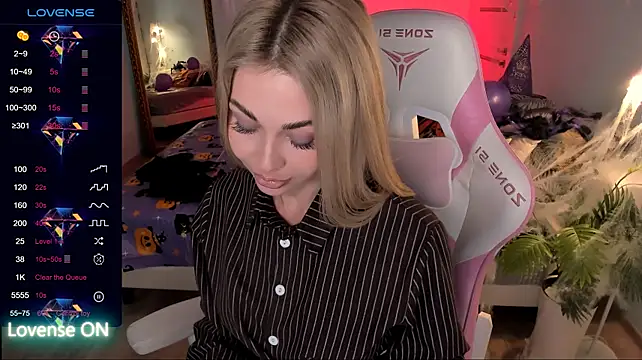 Chat XXX en directo de AdeleRoberts