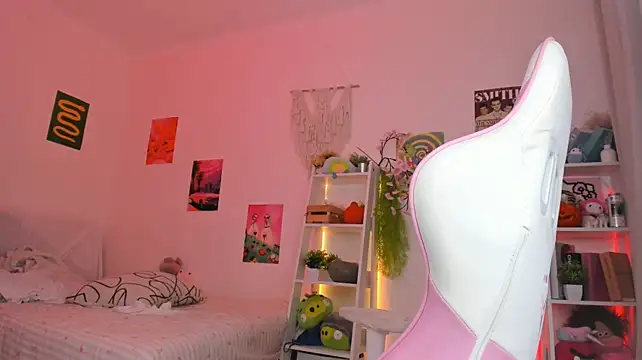 Mia_WaterFall Chat XXX in diretta