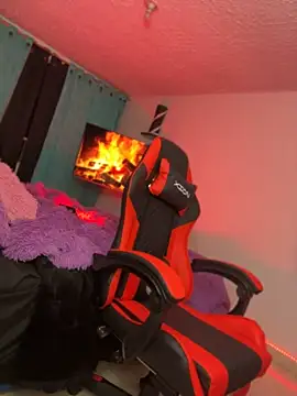 Chat XXX en directo de Helly_BOss7