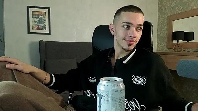 KaydenDrew élő XXX-chatje