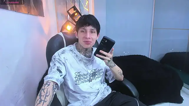 Cry_thereal live XXX chat
