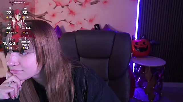 LizzaMoonn  现场XXX聊天