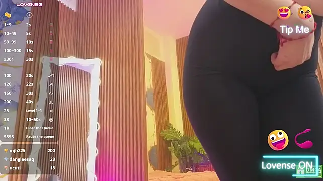 Athenaa_tay live XXX chat