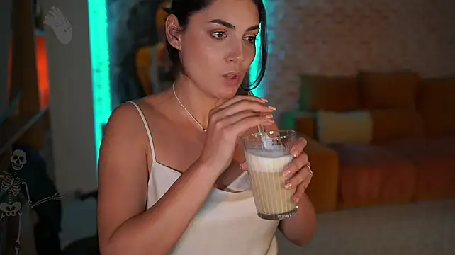 Živý XXX chat _Allie_