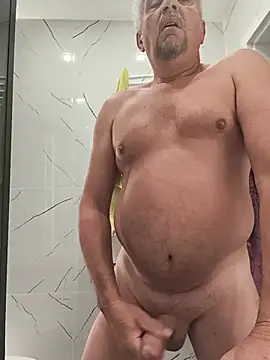Show modela tomaszkusek na web-kameri