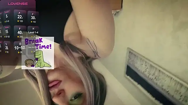 Kyllliee XXX чат на живо