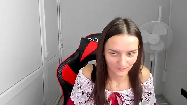 EveMoonveil's Live XXX Chat