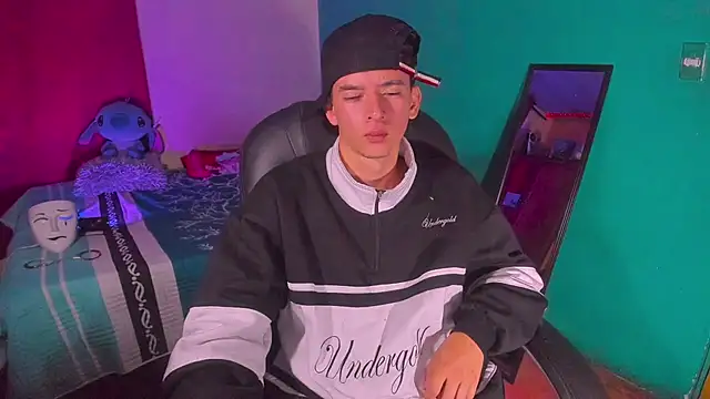 XXX chat uživo modela FrannBoy