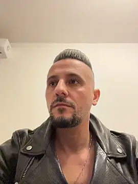 InsaneMattt 网络视讯表演