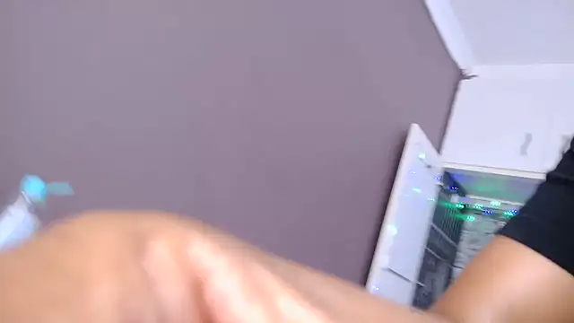 دردشة BaDSubMiss الجنسية المباشرة