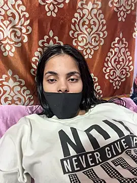 Chat +18 de Sandhya_77 ao vivo