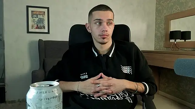 Chat XXX en directo de KaydenDrew