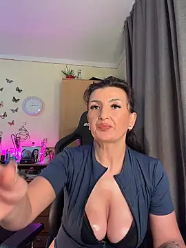 Hotangel75's Live XXX Chat