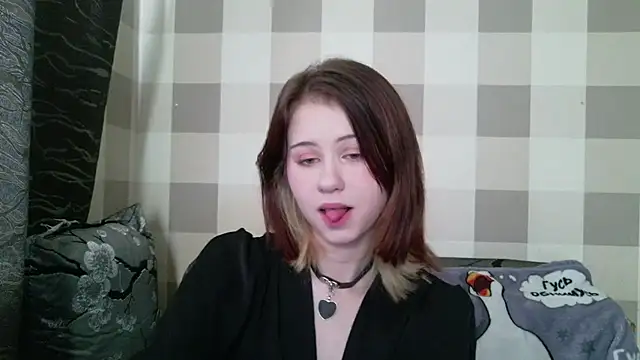 XXX chat uživo modela Caramel_Whisper