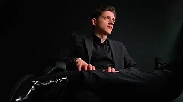 Онлайн чат XXX FelixStarkk