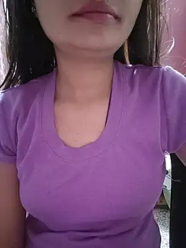Vaani_Actress Adlı Modelin Canlı XXX Sohbeti