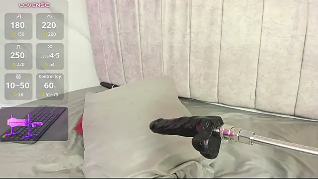 Lewins78 Live XXX Chat