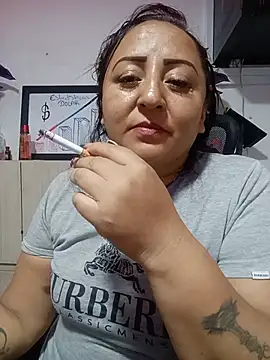 Chat +18 de Azurafairy ao vivo