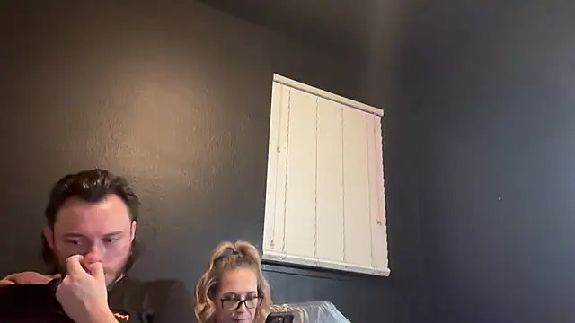 hungandcloudyn Live XXX chat