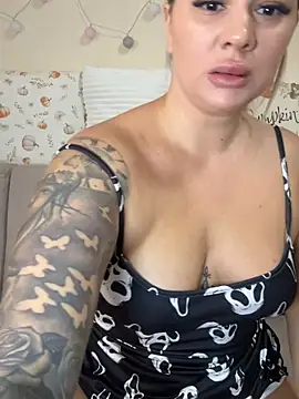 BigPeachBunnyXのライブXXXチ  ャット