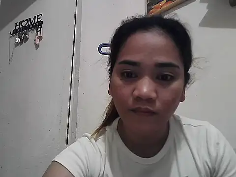 KiaraBabe4u Chat XXX live