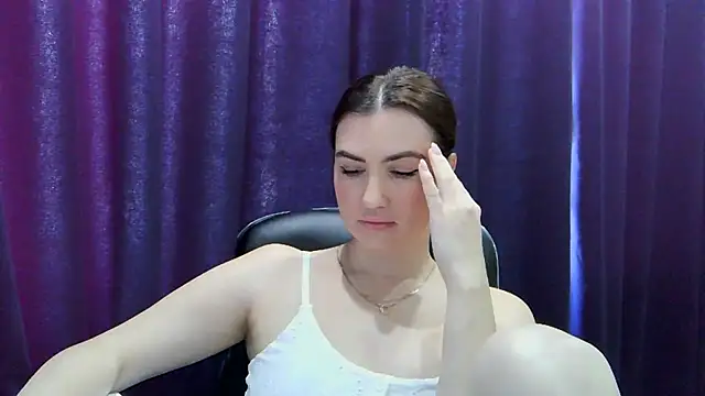 Selvyna Live XXX-chat