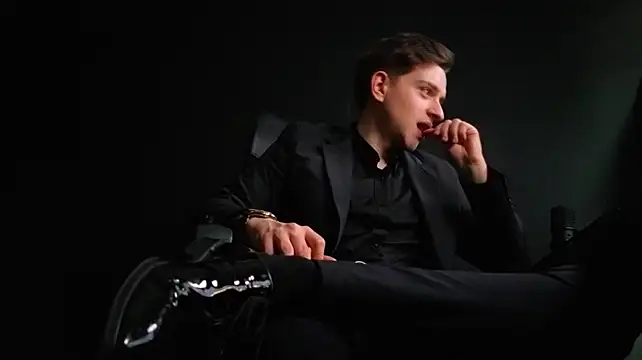 XXX chat uživo modela FelixStarkk