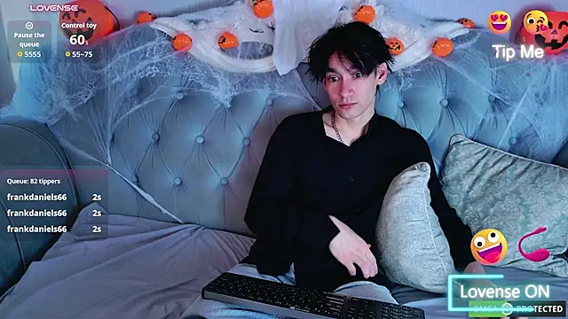 แชท XXX สดของ CalvinChapman