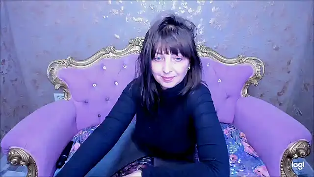 DivinSandra Adlı Modelin Canlı XXX Sohbeti