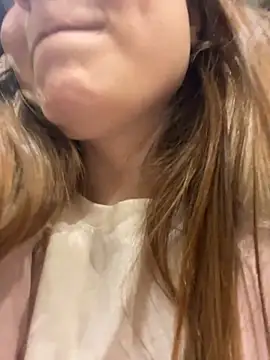 Chat +18 de Lunabelle_ ao vivo