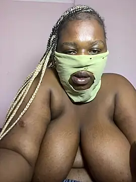 MaskedBootyLicious28 Adlı Modelin Canlı XXX Sohbeti