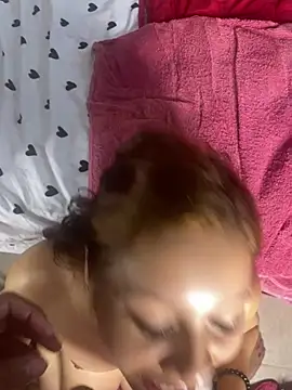 צ'אט XXX בשידור חי של Cassi240
