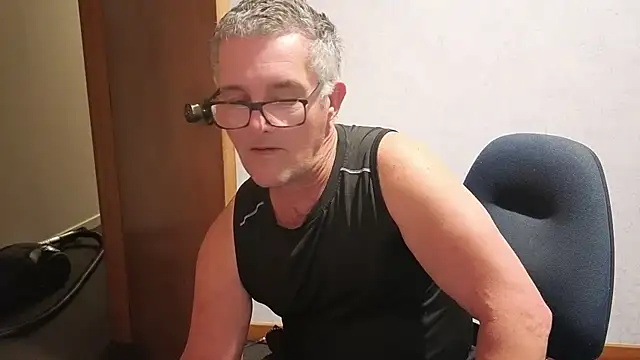 daddy_man – Naživo XXX chat