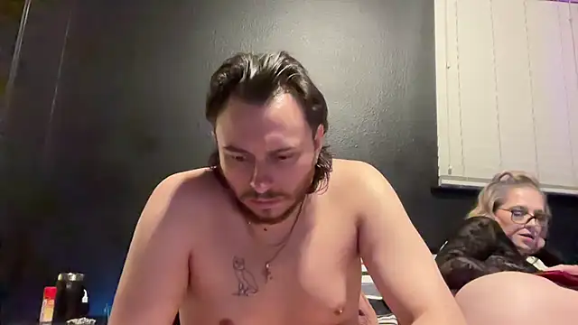 Онлайн чат XXX hungandcloudy