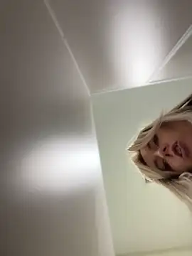 Crazy-Rosa Chat XXX live