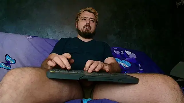 CLOUDYMarkWayne – Naživo XXX chat