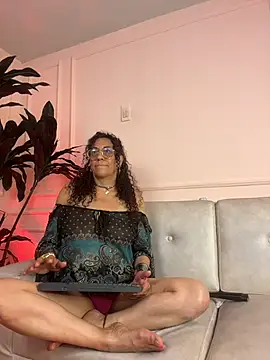 Chat XXX ao vivo de Alana73-
