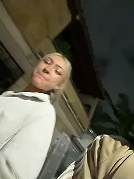 XXX chat uživo modela lindaandtony